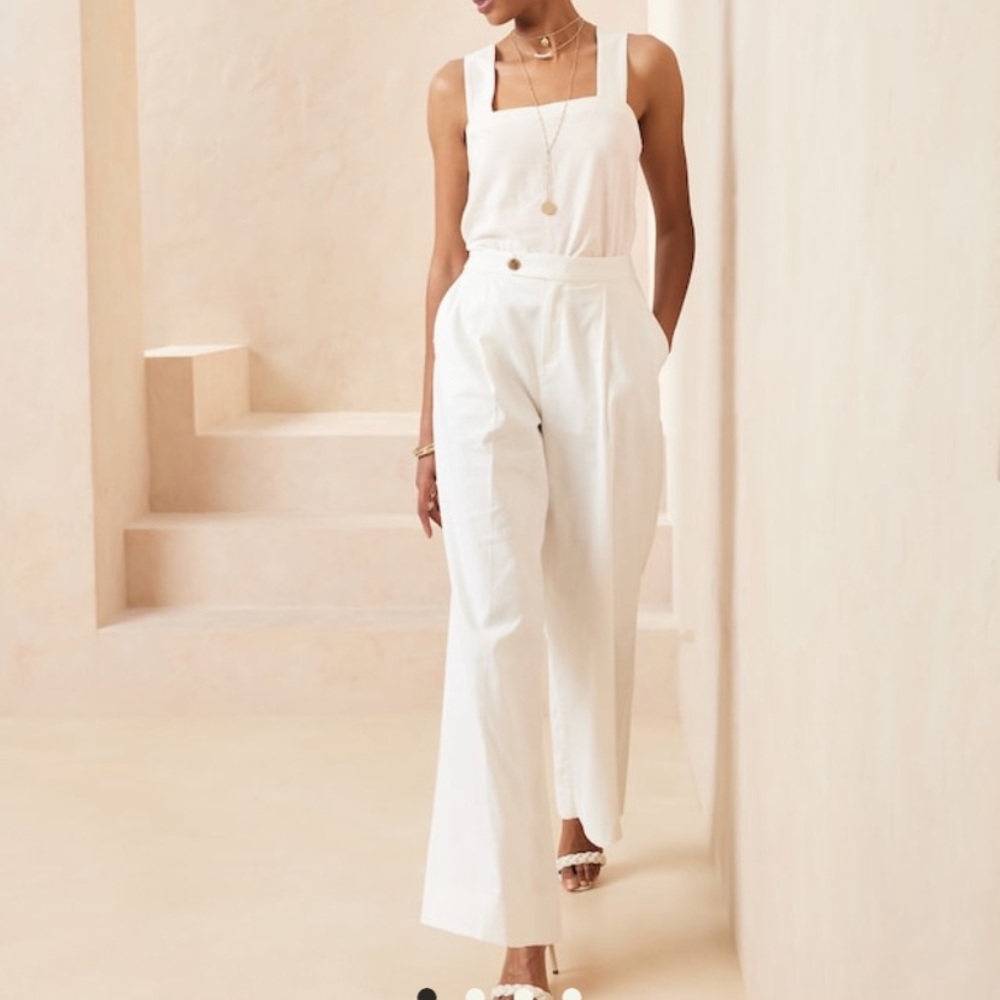 White linen square neck tank NWT